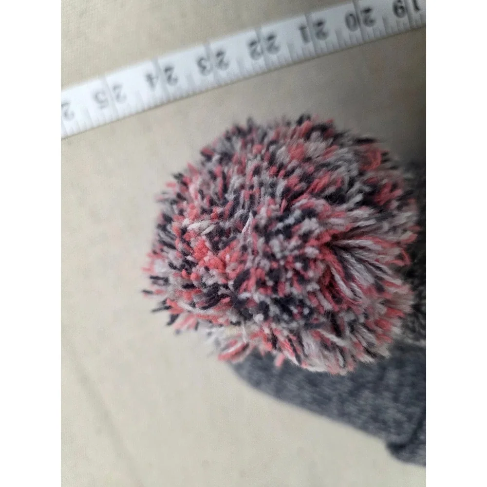 Besties Marled Grey Melange Knit Pom Pom Beanie Hat UB163118 One‎ Size